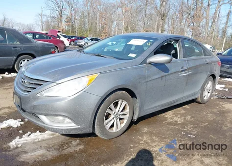 2013 Hyundai Sonata Gls z USA, uszkodzony, nr VIN 5NPEB4AC8DH808153